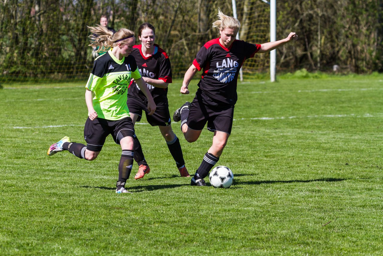 Bild 198 - Frauen SV Frisia 03 Risum Lindholm - Heider SV : Ergebnis: 8:0